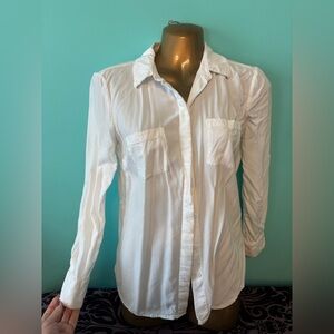 Beachlunchlounge Cream Button-Up Blouse